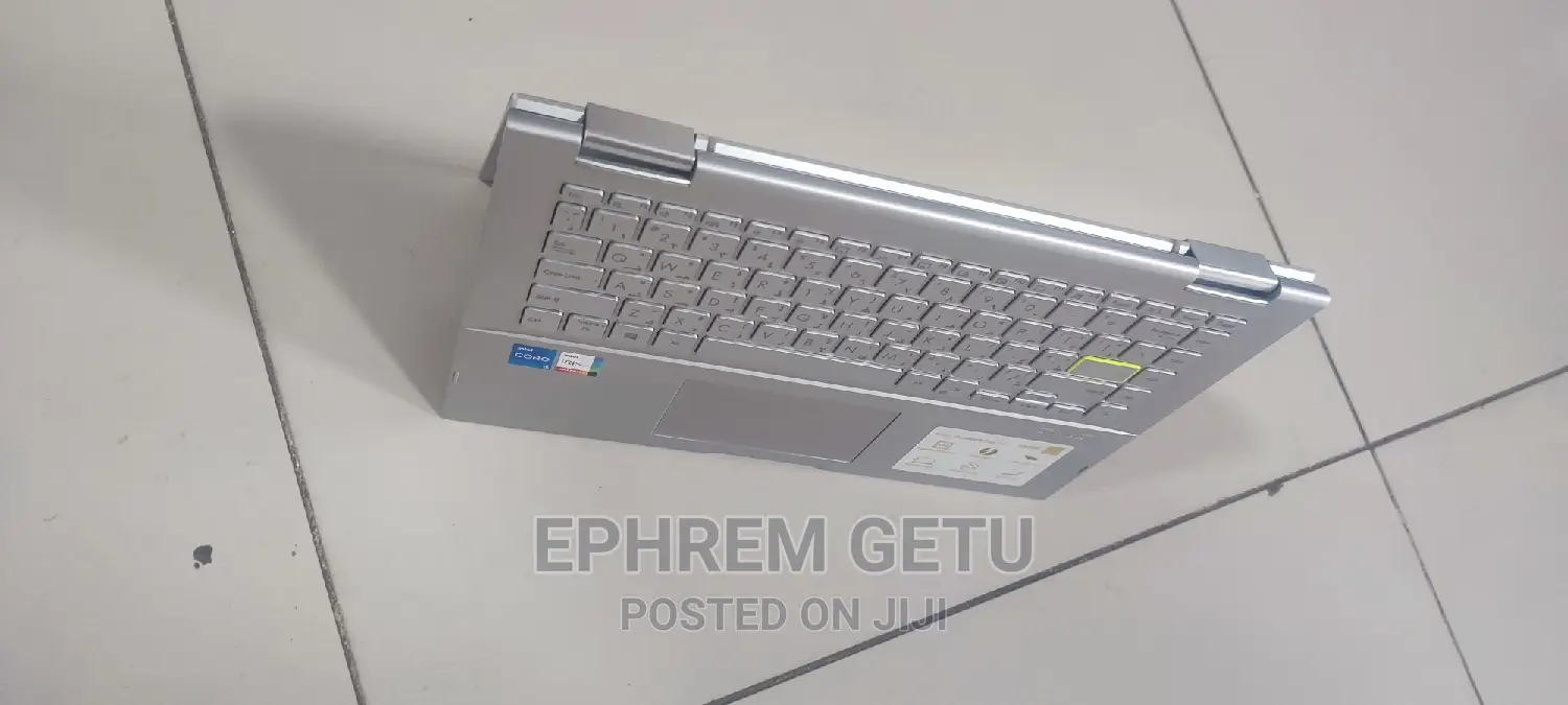 New Laptop Asus VivoBook Flip 14 TP401CA 8GB Intel Core I5 SSD 512GB