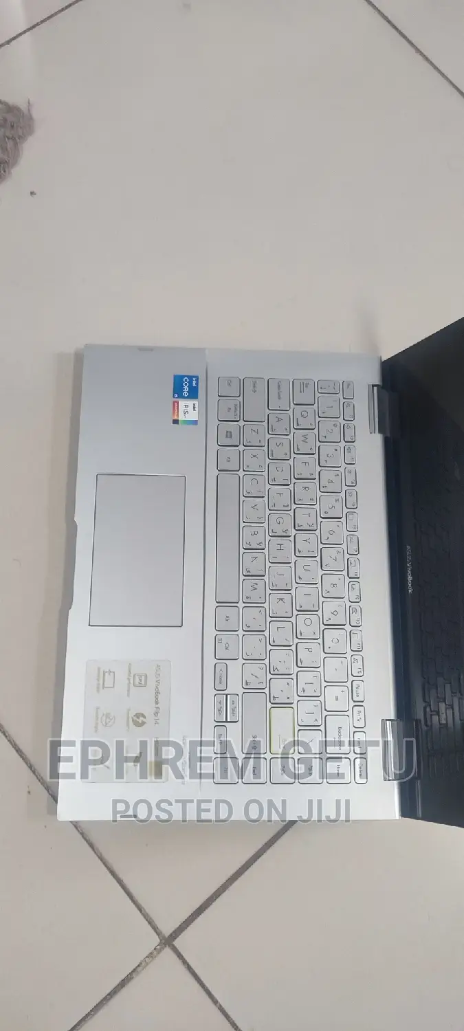 New Laptop Asus VivoBook Flip 14 TP401CA 8GB Intel Core I5 SSD 512GB