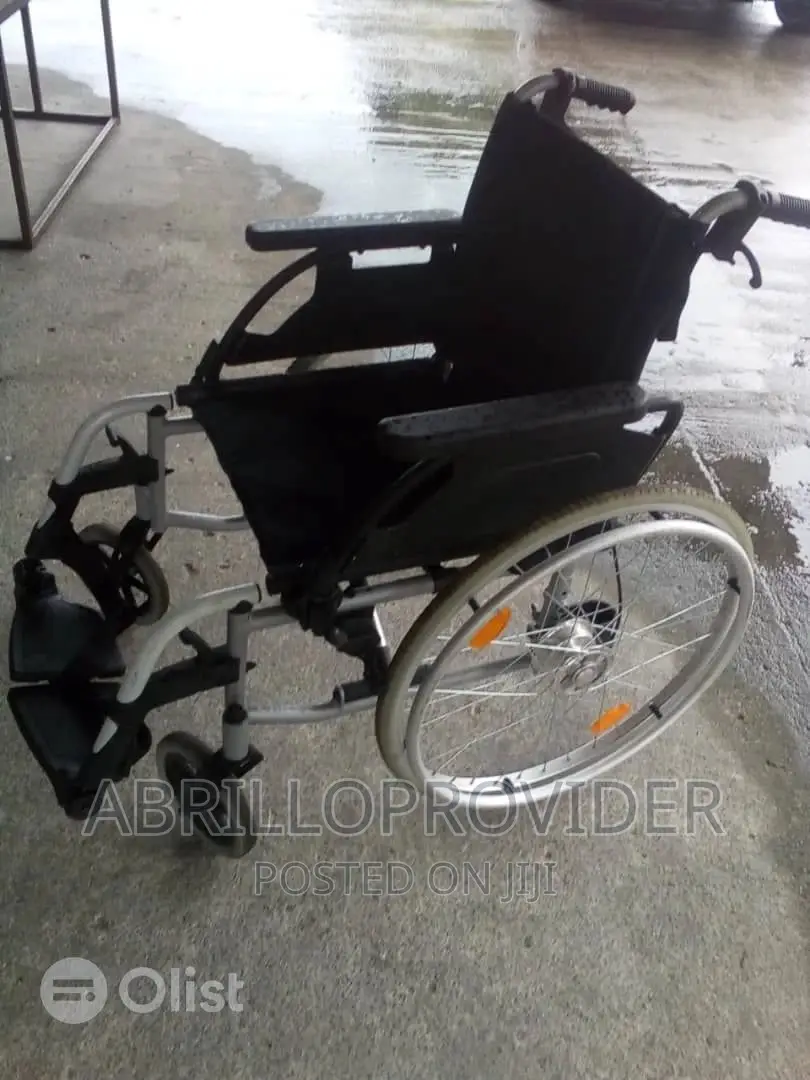 Europe Standard Comfortable *Wheelchair/Imported Wheelchair