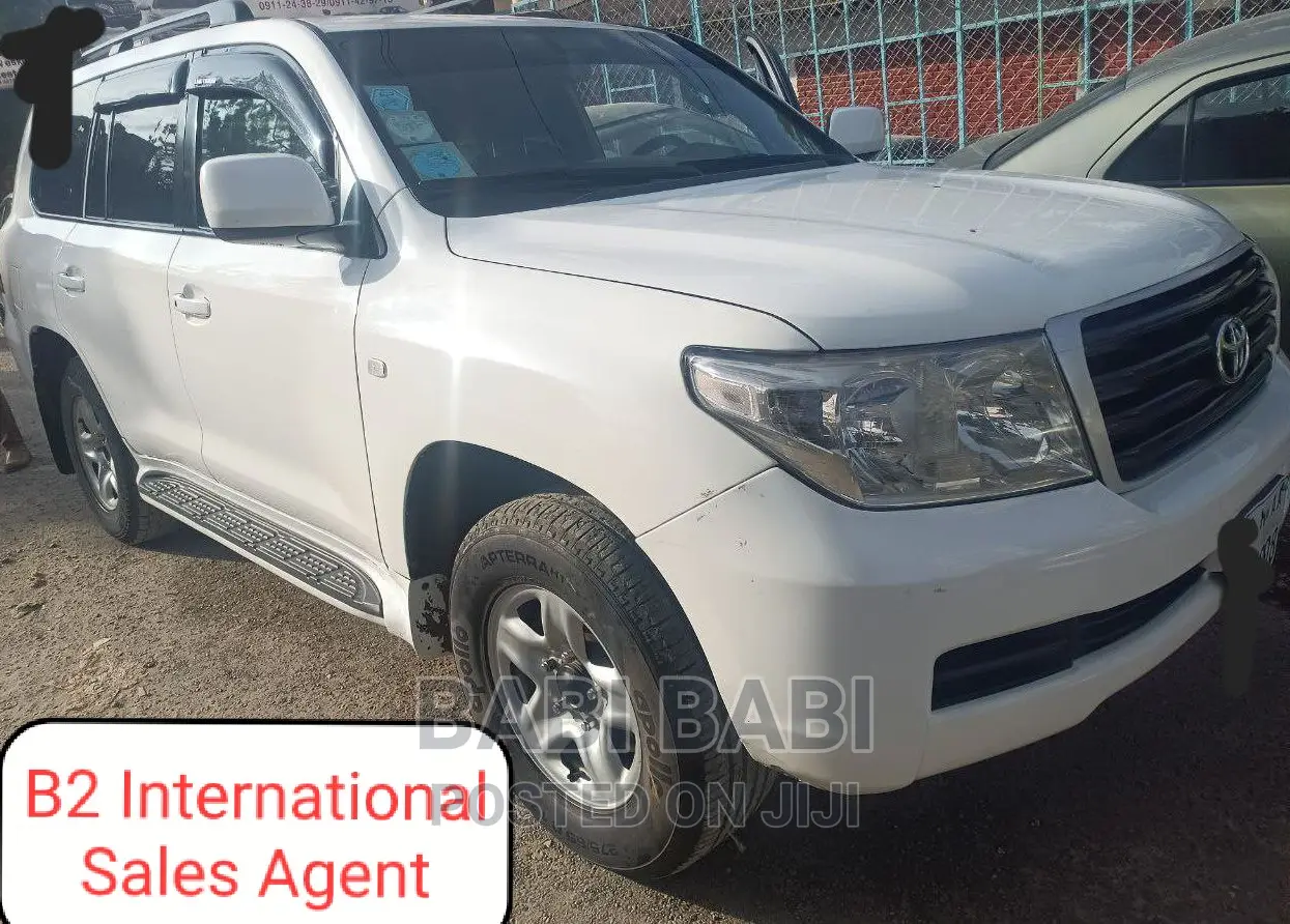 Toyota Land Cruiser 2008 White
