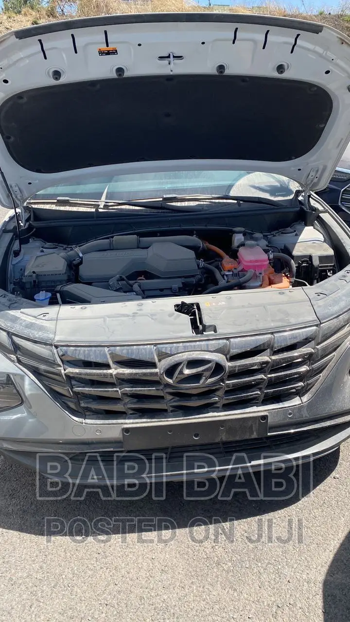 New Hyundai Tucson 2022 Silver