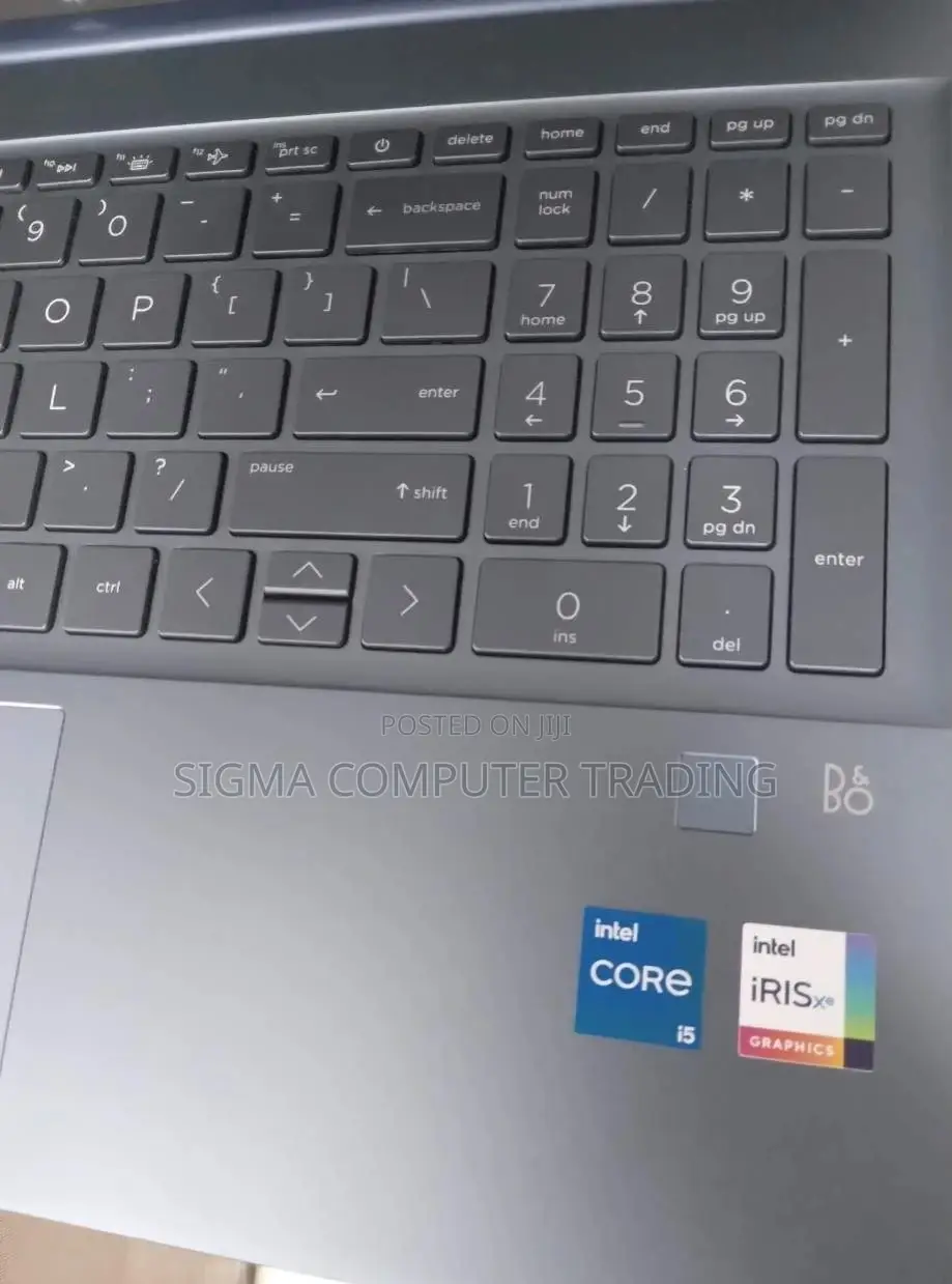 New Laptop HP Pavilion 15 8GB Intel Core I5 SSD 512GB