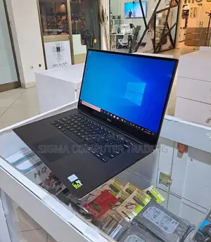 New Laptop Dell Precision 5530 16GB Intel Core I7 SSD 512GB