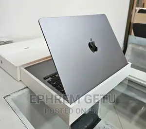 New Laptop Apple MacBook Air 2022 M2 8GB Apple M2 SSD 256GB