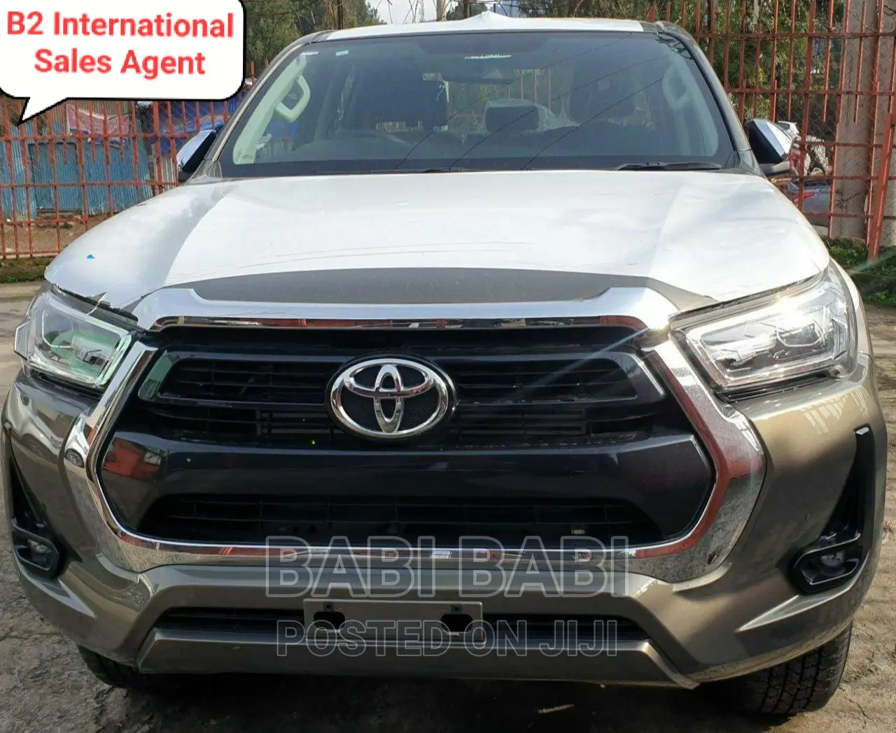 New Toyota Hilux 2023 Gray