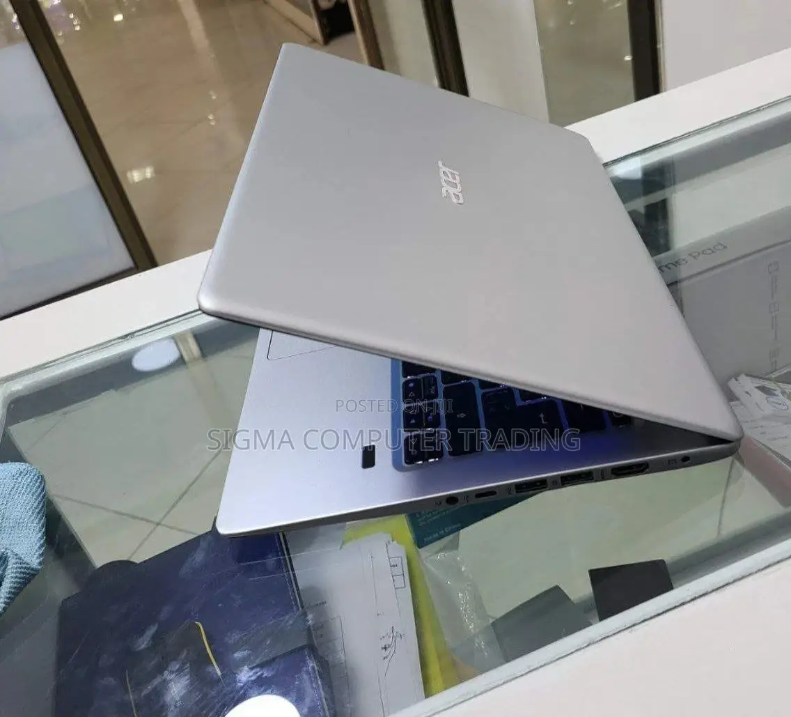 New Laptop Acer Swift 1 4GB Intel Pentium SSD 128GB