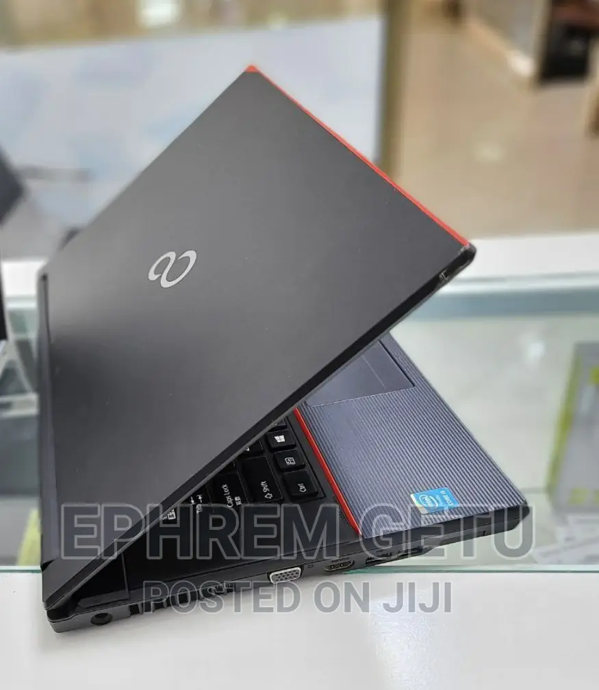 New Laptop Fujitsu Amilo Li3710 8GB Intel Core I5 HDD 500GB