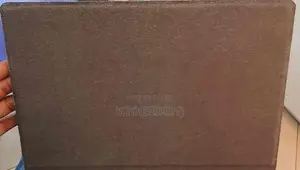 New Laptop HP Elite X2 1012 8GB Intel Core M SSD 256GB