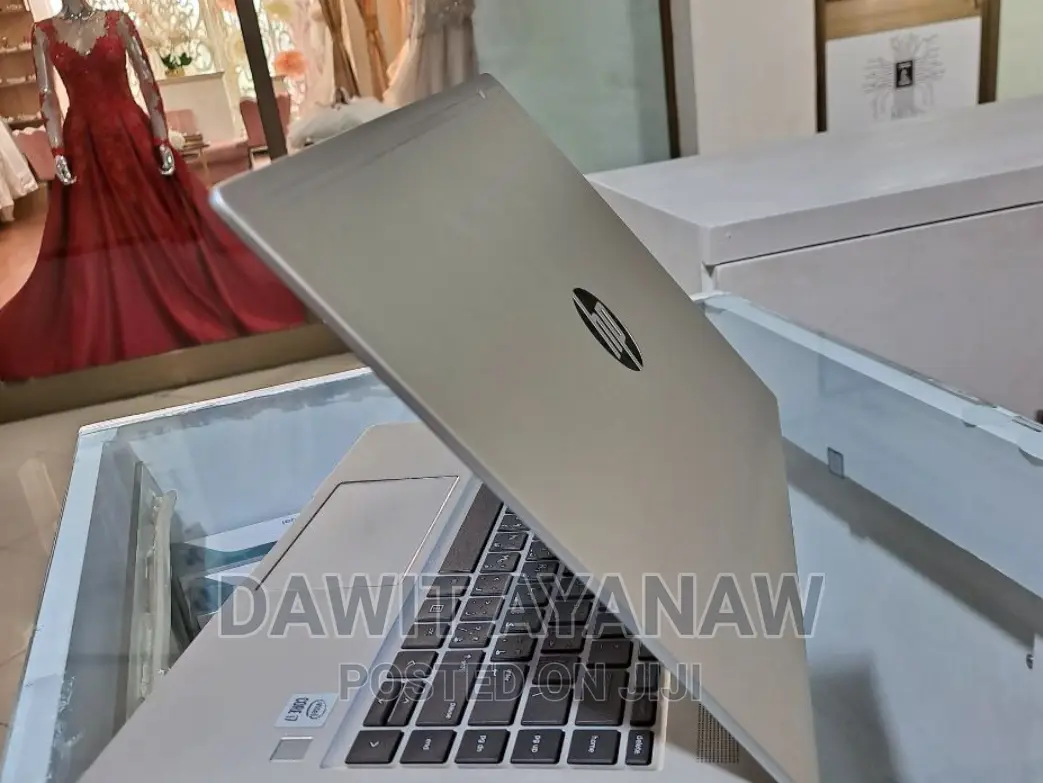 New Laptop HP 8GB Intel Core I7 SSD 512GB