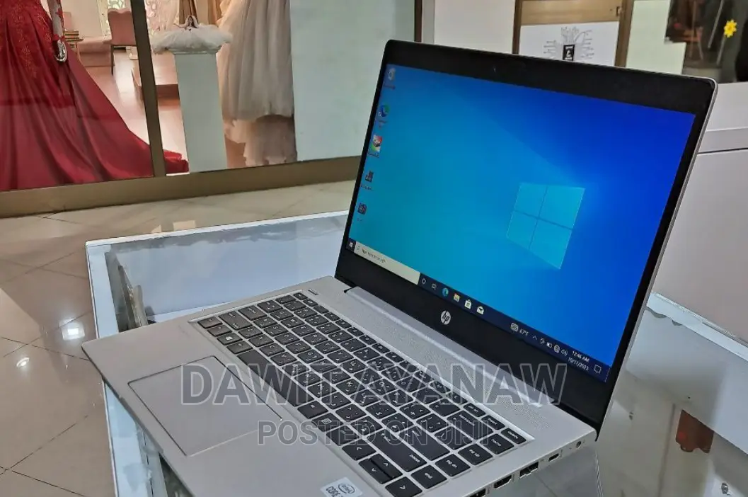 New Laptop HP 8GB Intel Core I7 SSD 512GB