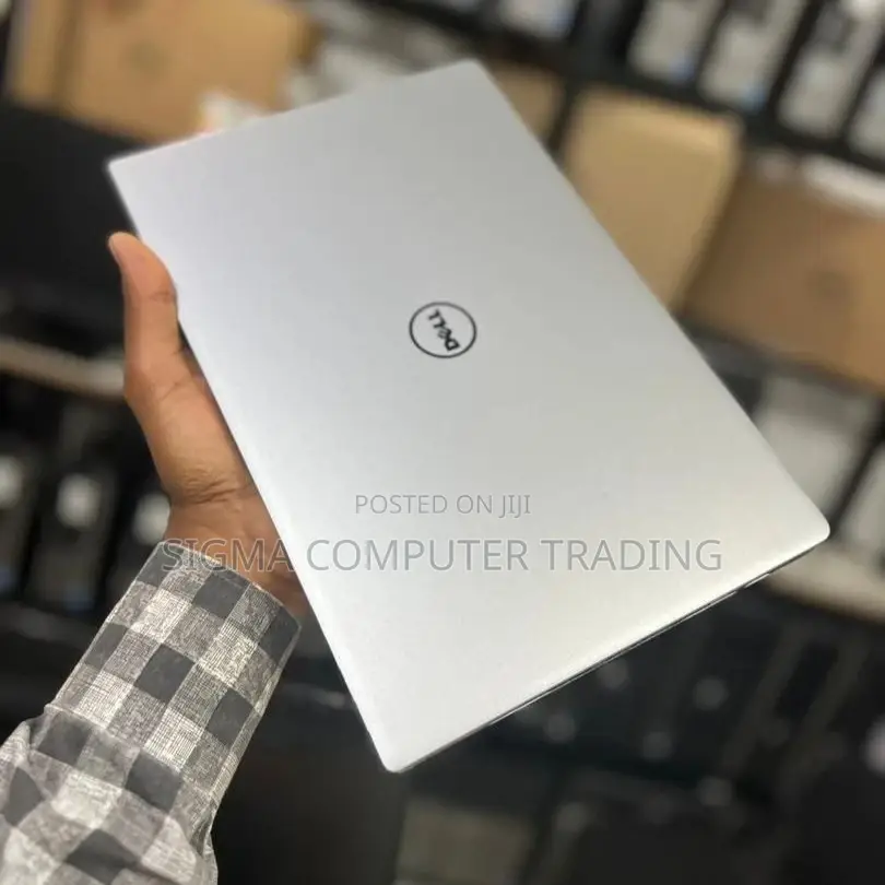 New Laptop Dell XPS 15 16GB Intel Core I5 SSD 512GB