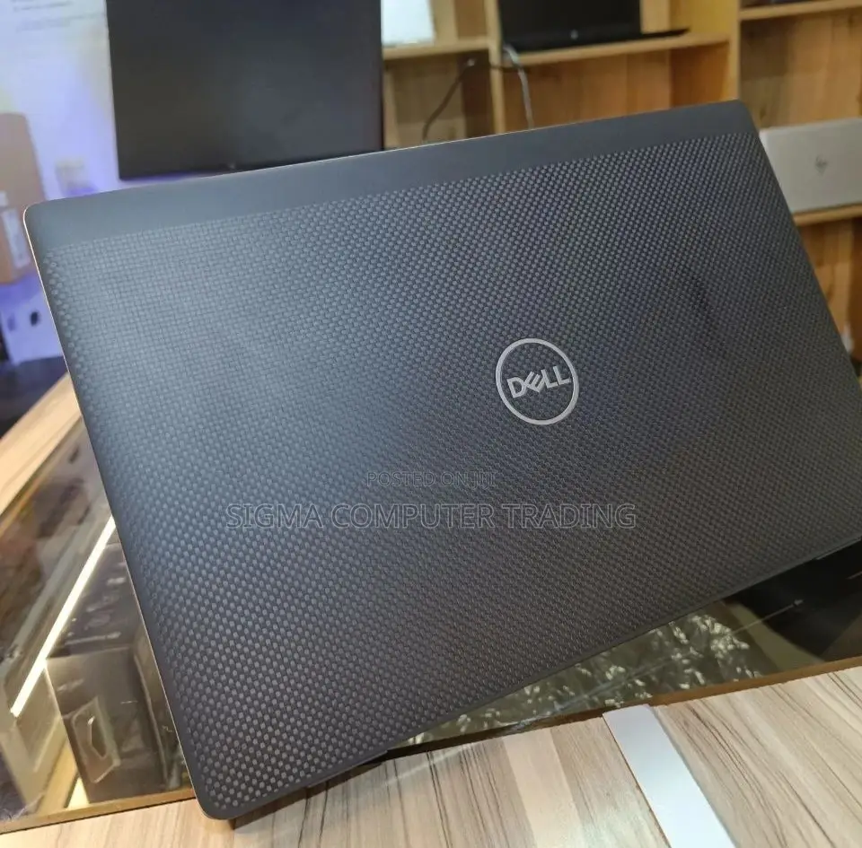 New Laptop Dell Latitude 5310 16GB Intel Core I5 SSD 512GB