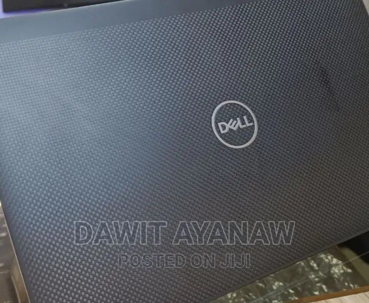 New Laptop Dell 16GB Intel Core I5 SSD 512GB