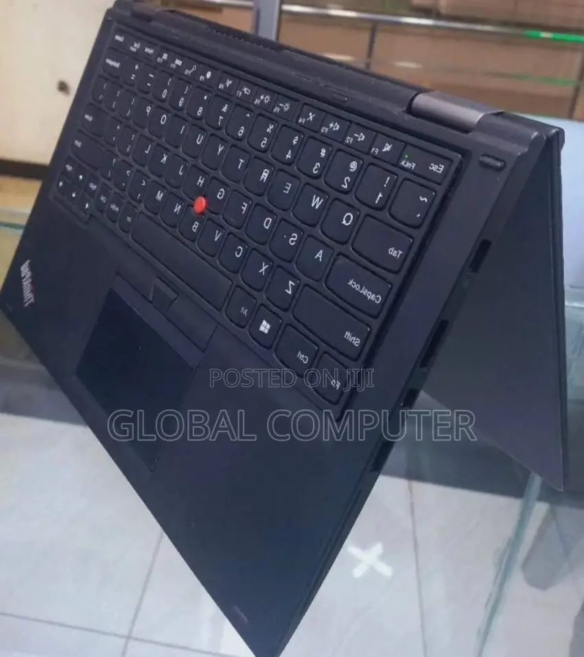 New Laptop Lenovo Yoga 260 8GB Intel Core I5 SSD 512GB