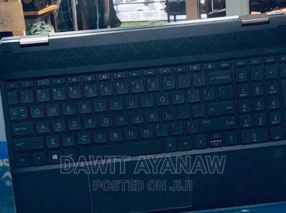 New Laptop HP Spectre 16GB Intel Core I7 SSD 1T