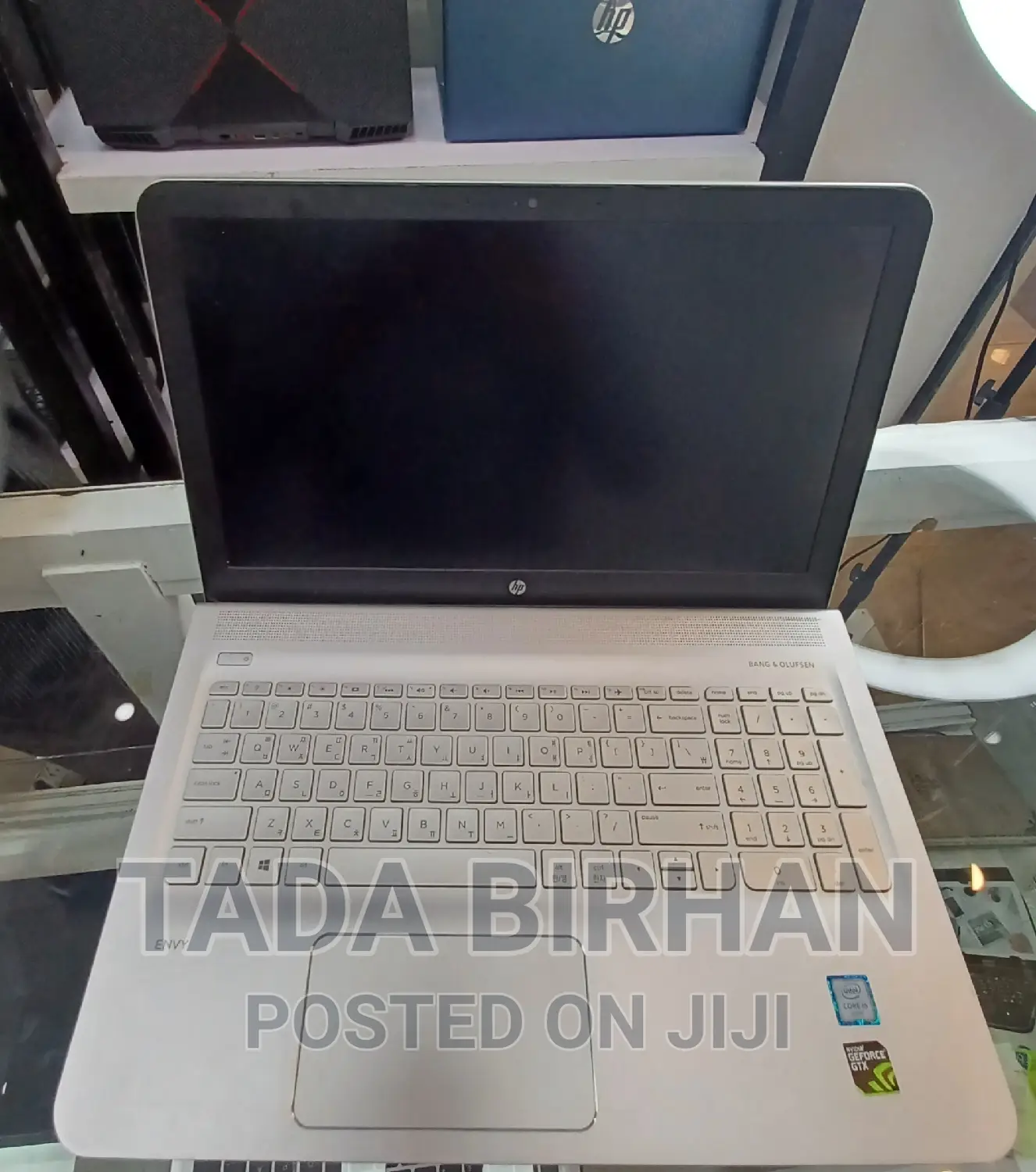 Laptop HP 14-Dq1025cl 8GB Intel Core I5 HDD+SSD 1T