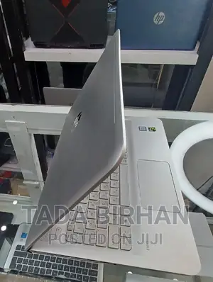 Laptop HP 14-Dq1025cl 8GB Intel Core I5 HDD+SSD 1T