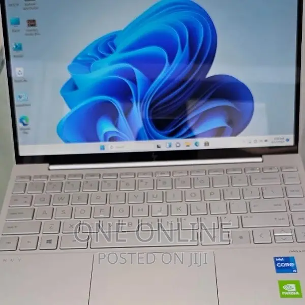 New Laptop HP Envy X360 16GB Intel Core I5 SSD 512GB