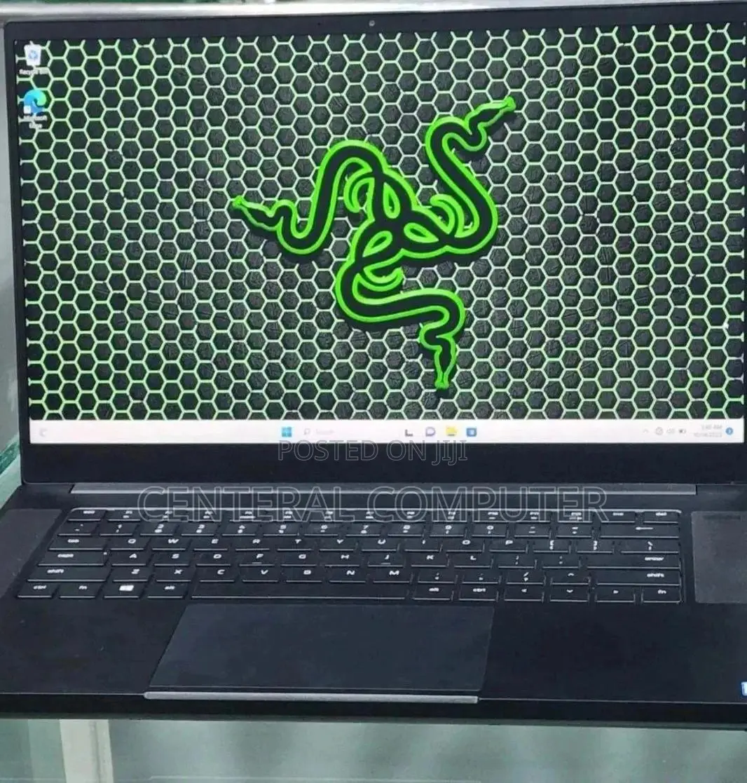 New Laptop Razer Blade 16GB Intel Core i7 SSD 1T