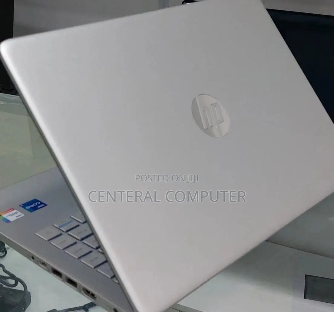 New Laptop HP Stream Notebook 8GB Intel Core I5 SSD 512GB