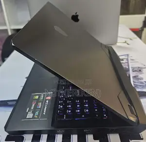 New Laptop MSI GP75 Leopard 16GB Intel Core I7 SSD 1T