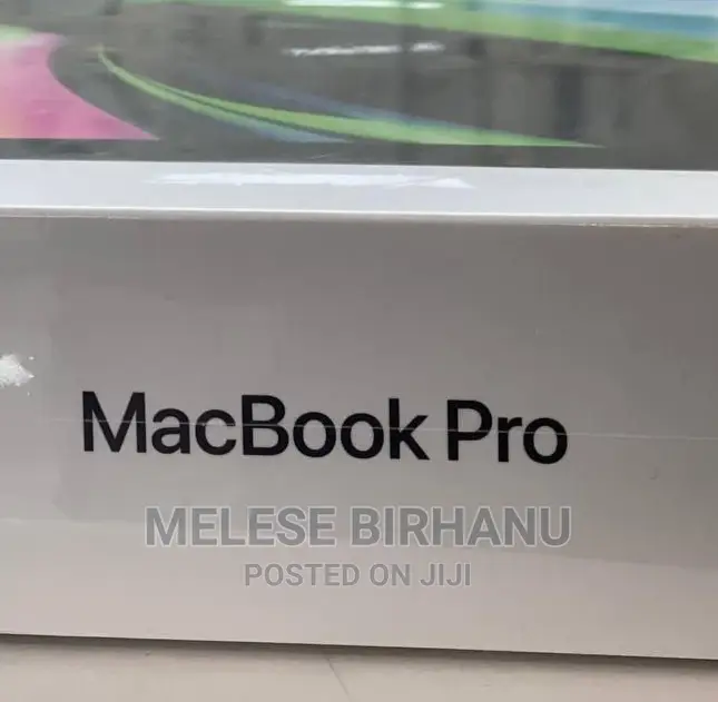 New Laptop Apple MacBook Pro 2022 M2 8GB Intel Core I7 SSD 512GB