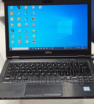 Laptop Fujitsu Lifebook U757 16GB Intel Core I5 SSD 256GB