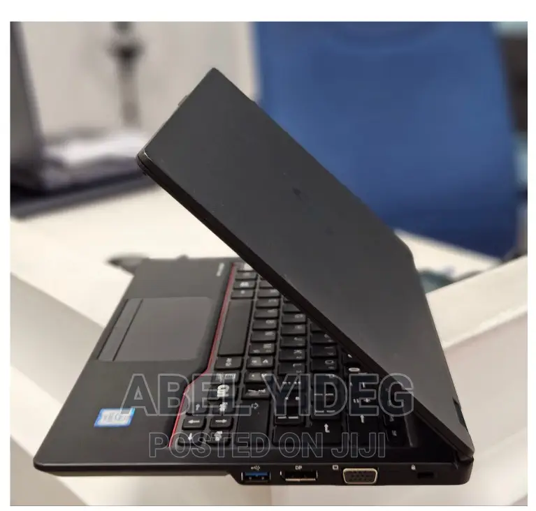 New Laptop Fujitsu Lifebook U727 16GB Intel Core I5 SSD 256GB