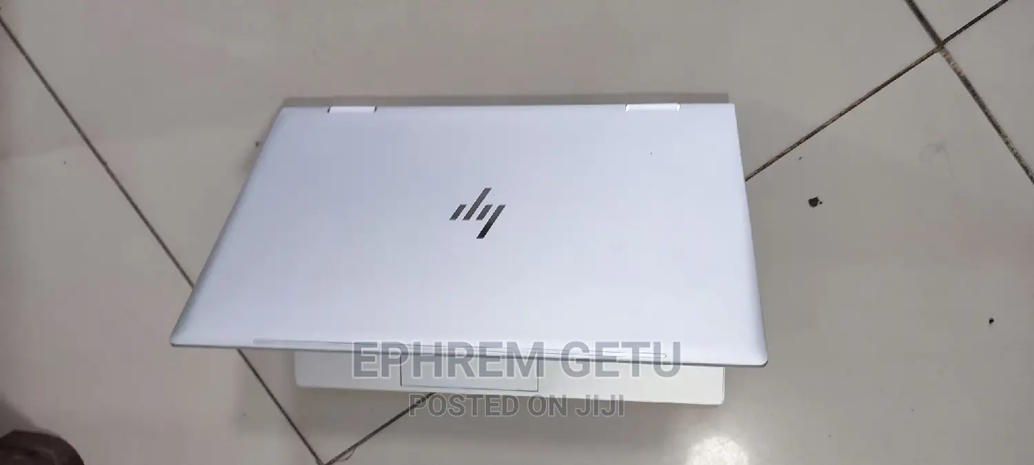 New Laptop HP Envy X360 8GB Intel Core I5 SSD 512GB