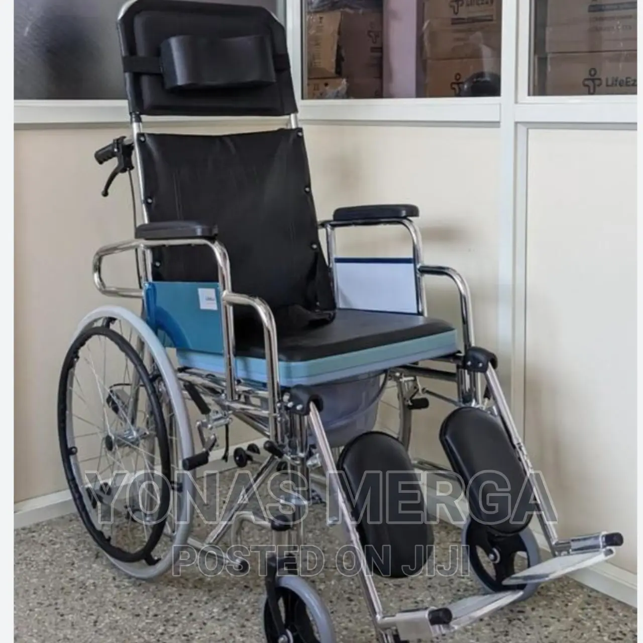Wheelchair/Wheelchair/Wheel Chair/Commode Wheelchair|