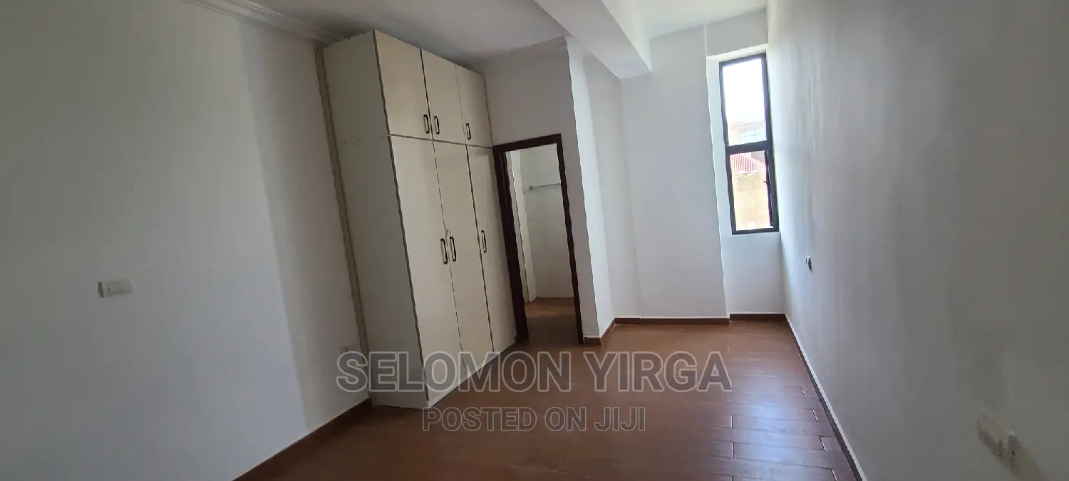 2bdrm Apartment in አድስ አበባ, Bole for rent