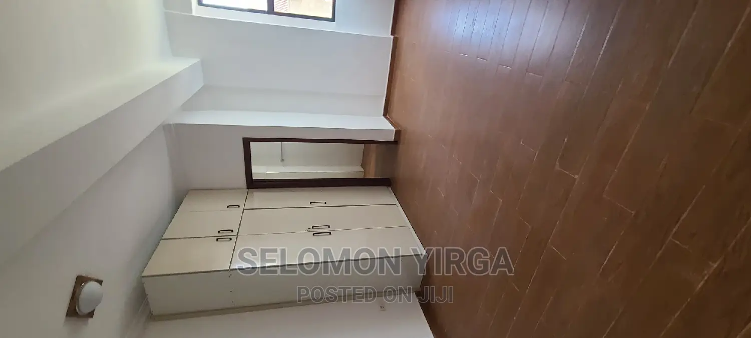 2bdrm Apartment in አድስ አበባ, Bole for rent