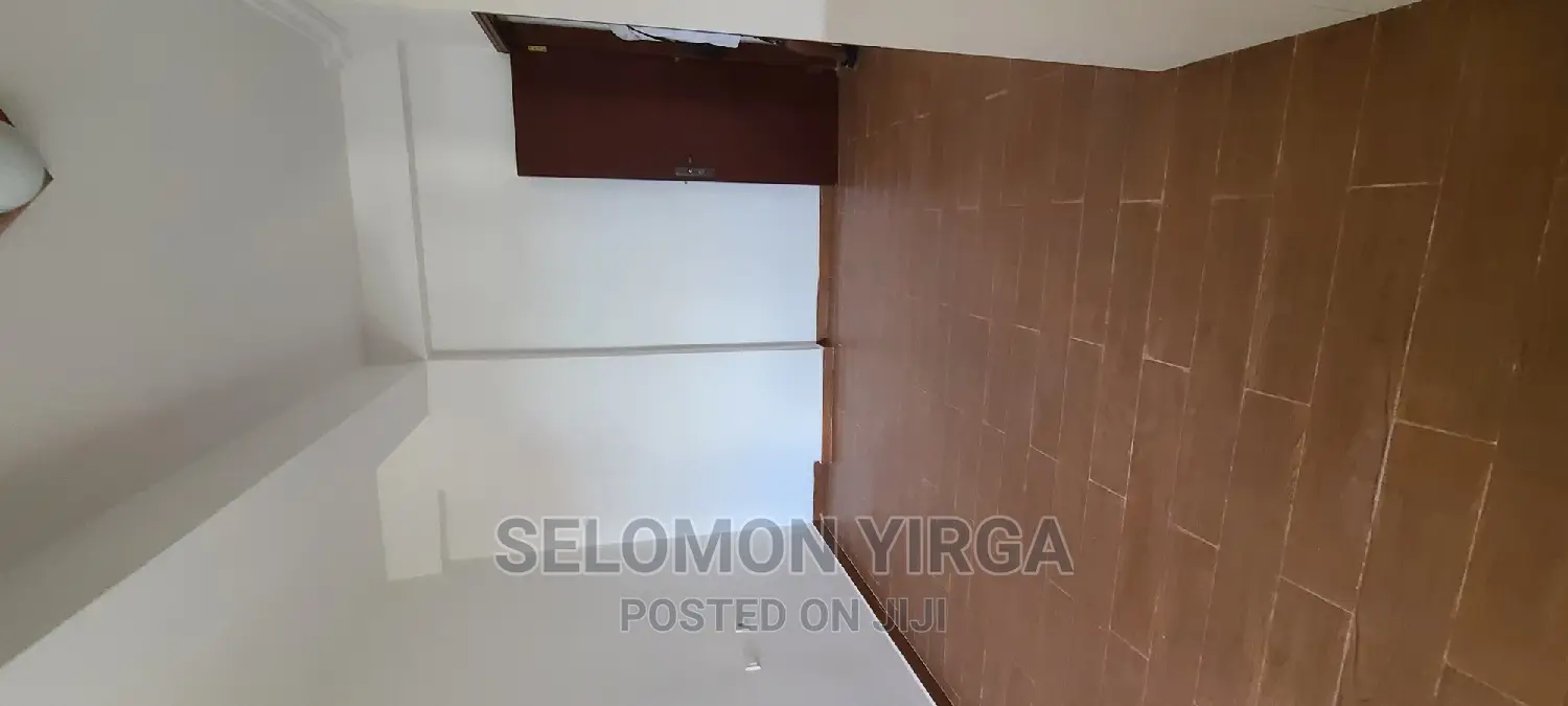 2bdrm Apartment in አድስ አበባ, Bole for rent