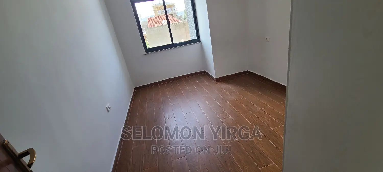2bdrm Apartment in አድስ አበባ, Bole for rent