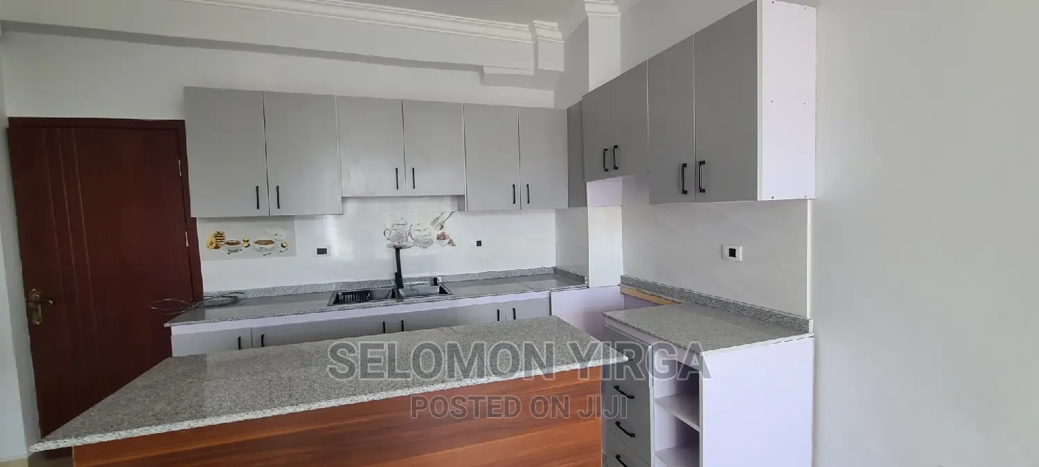 2bdrm Apartment in አድስ አበባ, Bole for rent