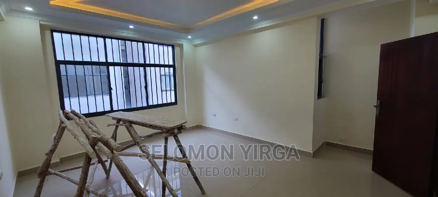2bdrm Apartment in አድስ አበባ, Bole for rent