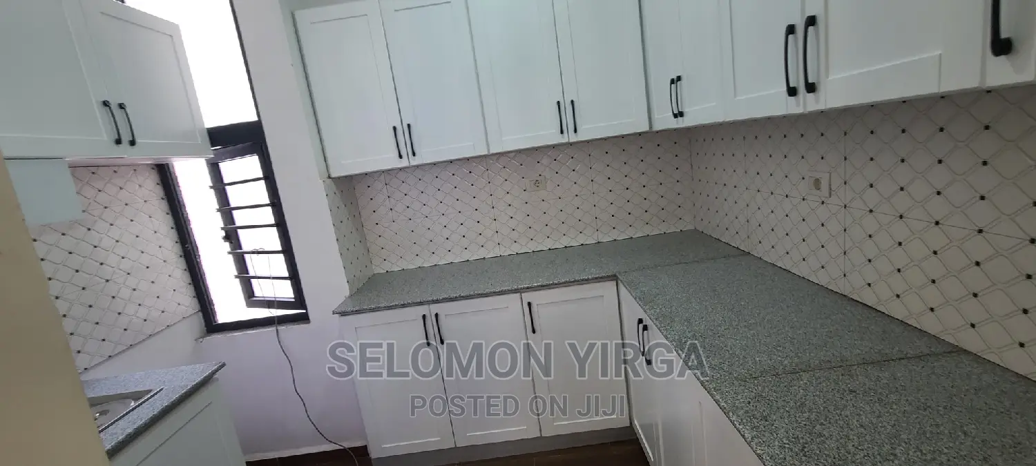 2bdrm Apartment in አድስ አበባ, Bole for rent