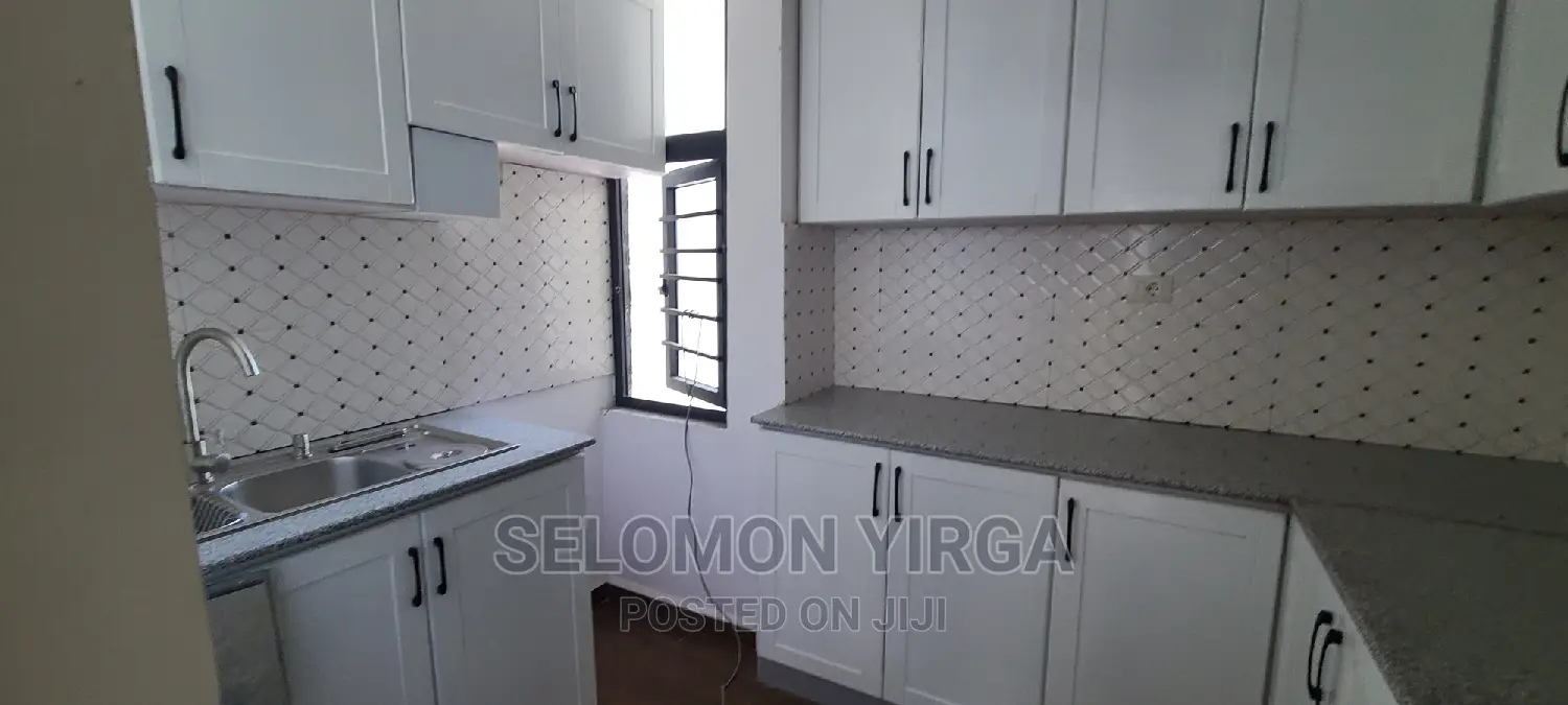2bdrm Apartment in አድስ አበባ, Bole for rent