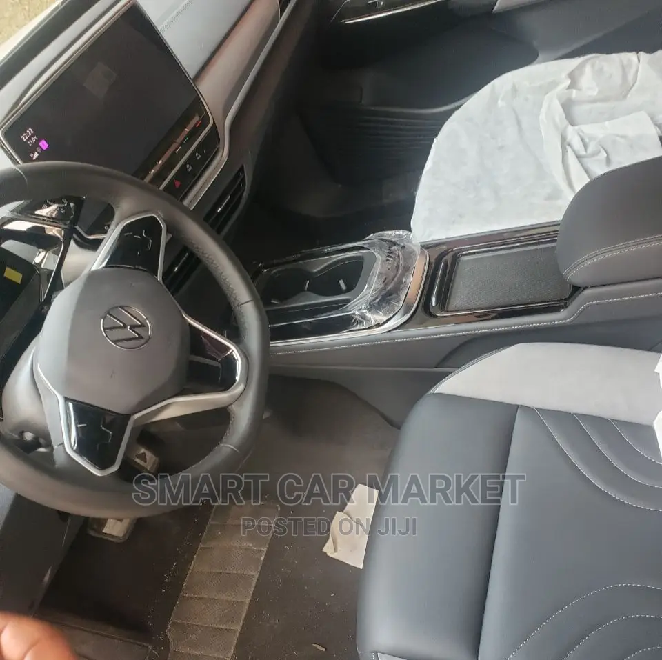 New Volkswagen ID.4 2023 White