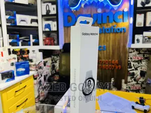 Photo - Galaxy Watch4