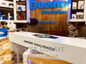 Photo - Galaxy Watch4 Black