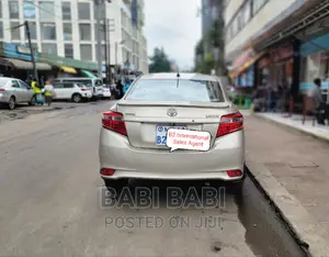 Toyota Yaris 2016 Beige