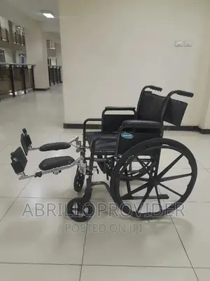 High Leg Wheelchair/ BLACK USED WHEELCHAIR
