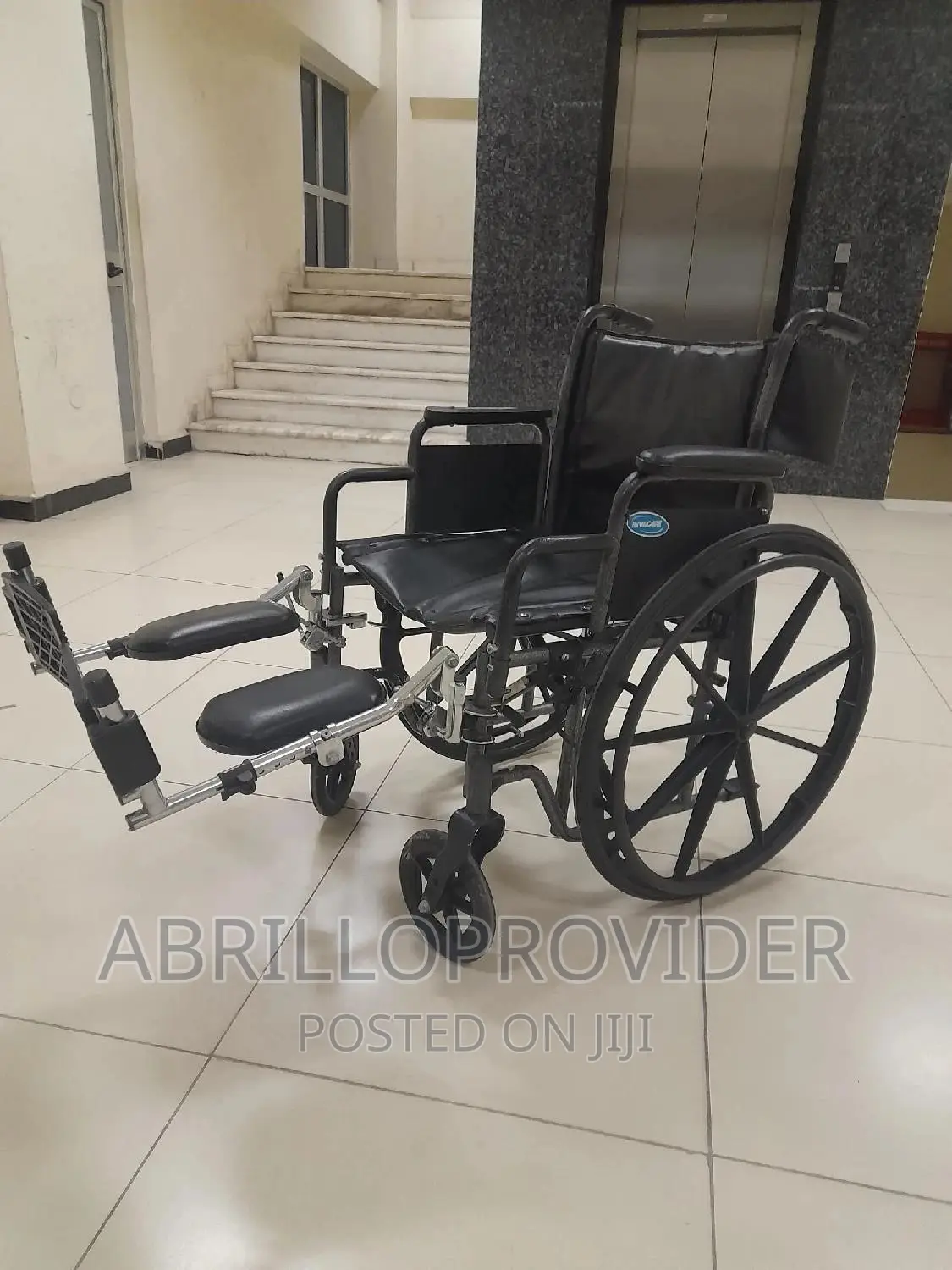 High Leg Wheelchair/ BLACK USED WHEELCHAIR