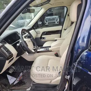 Land Rover Range Rover 2021 Blue