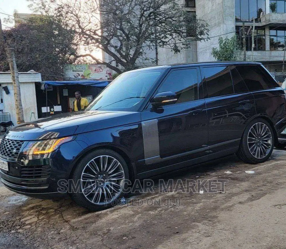 Land Rover Range Rover 2021 Blue