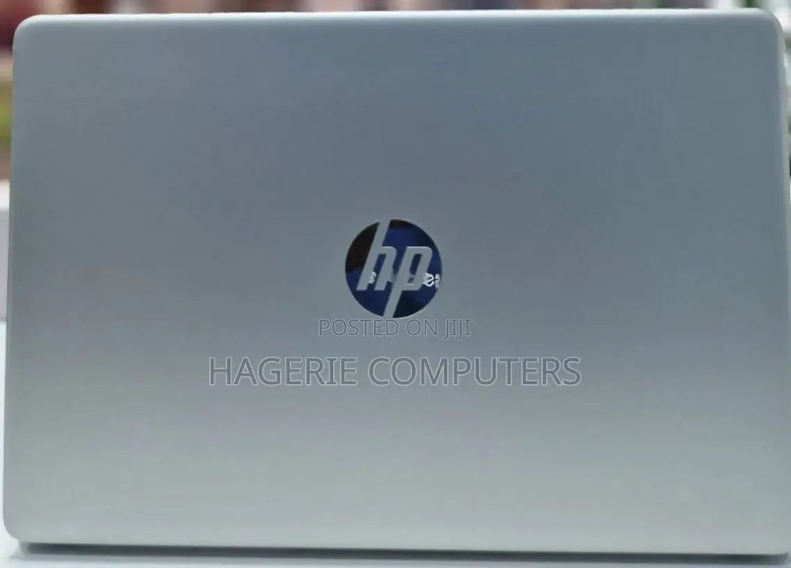 New Laptop HP 15-Da2933nia 8GB Intel Core I3 SSD 512GB