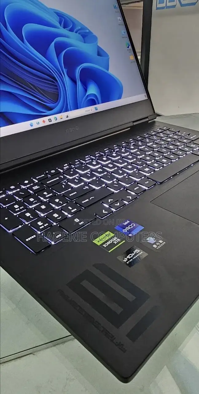 New Laptop HP Omen 16 16GB Intel Core I7 SSD 1T