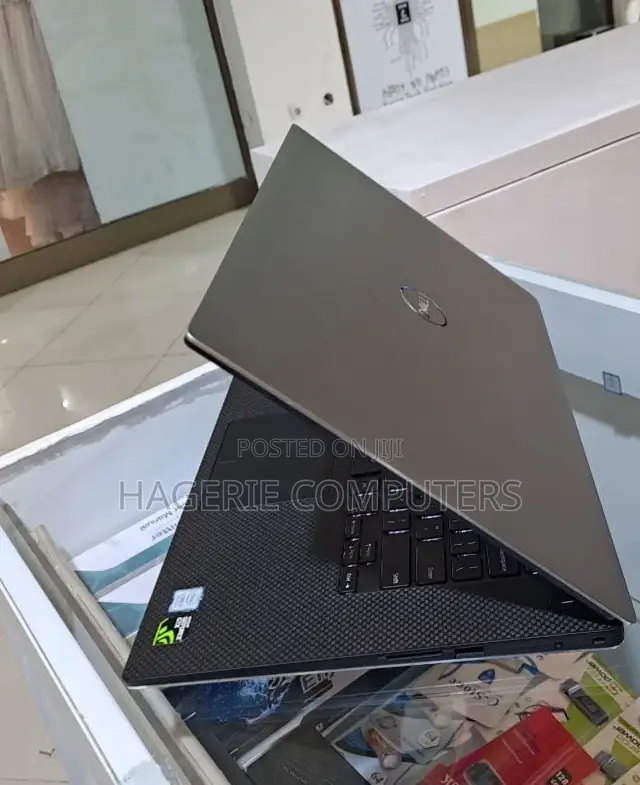 New Laptop Dell Precision 15 5540 16GB Intel Core I7 SSD 512GB