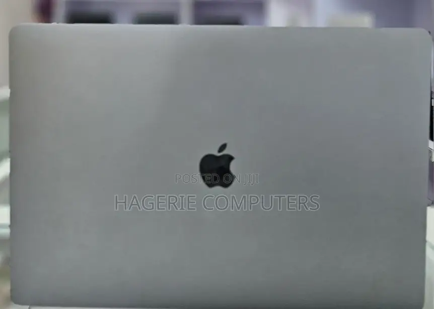 New Laptop Apple MacBook Pro 2019 16GB Intel Core I9 SSD 512GB